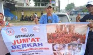 Sinergi FWJ Indonesia, Gakorpan, dan Gapta TV Berbagi Makanan untuk Masyarakat di Bogor