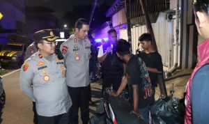 IMG-20260526-WA0002_1779788263138 Waka polres Jakbar Pimpin Patroli Mobile dan Razia Kejahatan Jalanan Dini Hari
