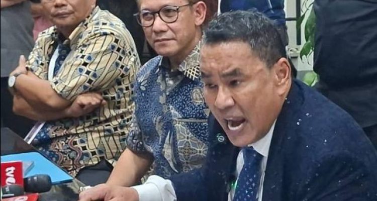 202607210640-main.cropped_1784590852_1784614988435 Hotman Paris Hina Profesi Wartawan Akhirnya Minta Maaf, Organisasi Pers Berharap Hormati Profesi Wartawan
