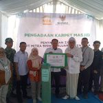 Perkuat Literasi Keuangan Masyarakat, PT MBK Ventura Salurkan Bantuan Karpet Masjid di Pakuhaji