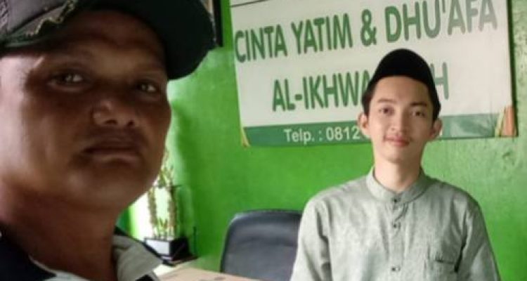 Kolaborasi Media Dengan FWJ Indonesia Salurkan nasi kotak dan air mineral